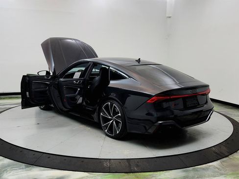 Used 2022 Audi RS 7 Sportback AWD/4WD image 12