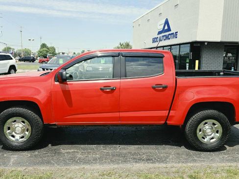 Used 2017 Chevrolet Colorado W/T RWD image 3