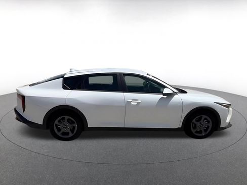 Used 2025 Kia K4 FWD image 11