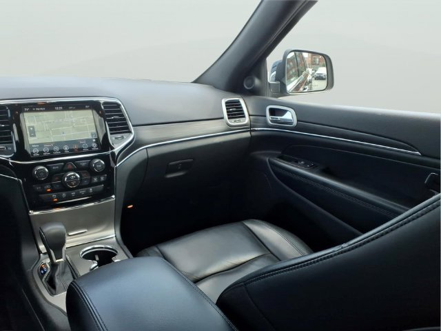 Used 2021 Jeep Grand Cherokee Limited AWD/4WD image 22