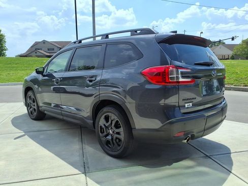Used 2023 Subaru Ascent Onyx Edition AWD/4WD image 5
