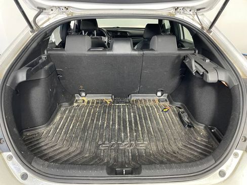 Used 2021 Honda Civic Sport image 11