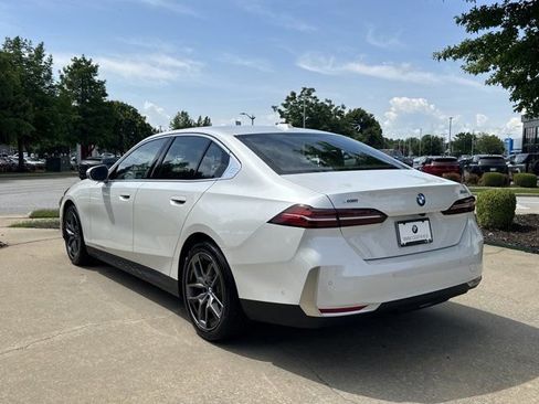 Certified 2026 BMW 530i xDrive AWD/4WD image 3
