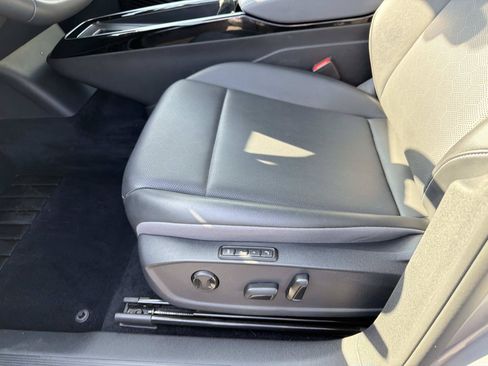 Certified 2023 Volkswagen ID.4 Pro S RWD image 14
