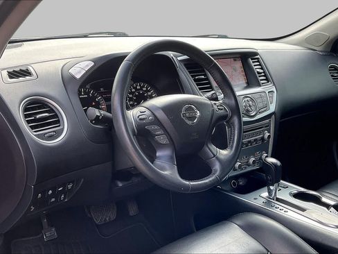 Used 2017 Nissan Pathfinder SL w/ SL Tech Package FWD image 18