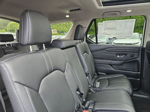 New 2026 Honda Pilot image 12