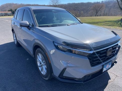 Used 2025 Honda CR-V EX-L image 3