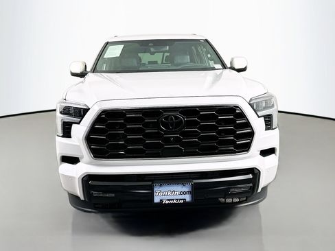 Certified 2024 Toyota Sequoia Platinum AWD/4WD image 2