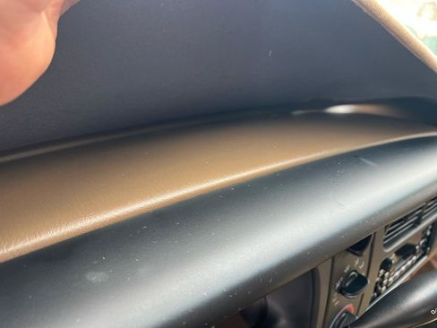 Used 1999 Dodge Durango 4WD image 25