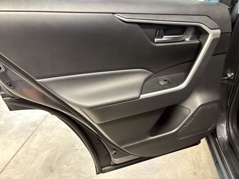 Certified 2025 Toyota RAV4 XLE AWD/4WD image 9