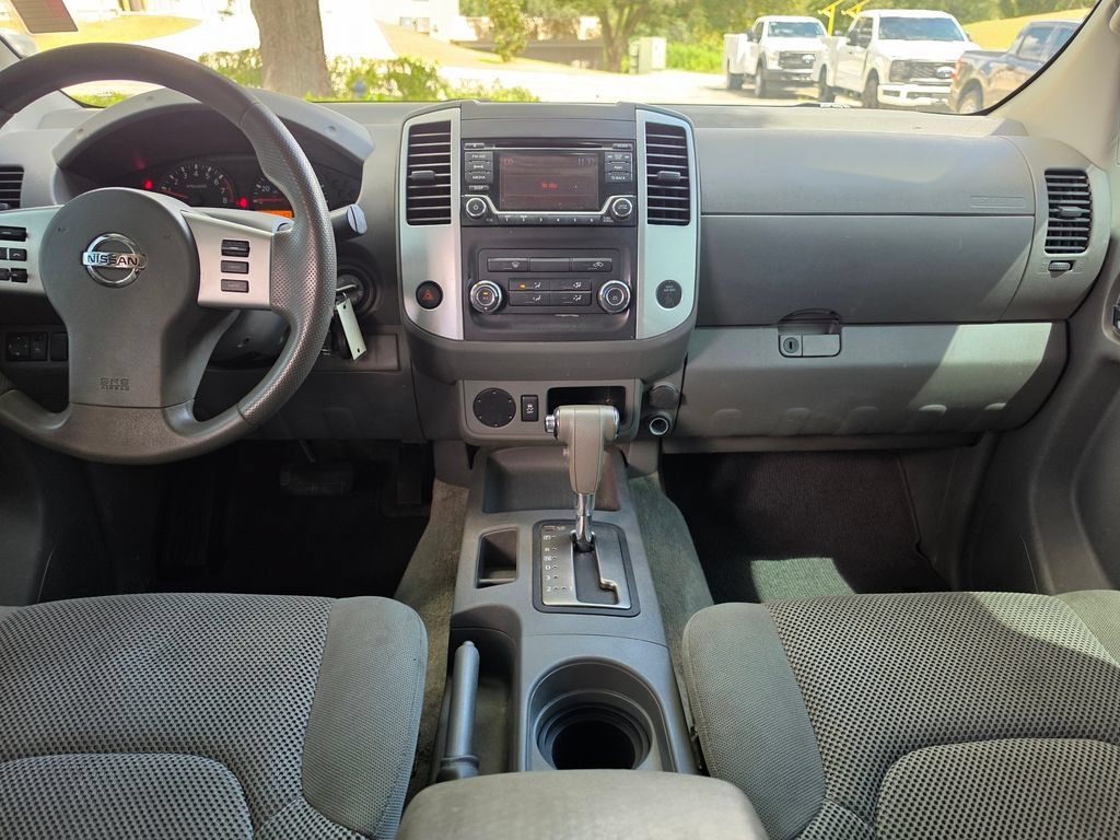 Used 2016 Nissan Frontier SV RWD image 14