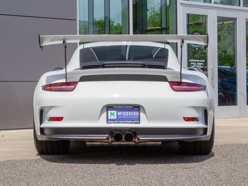 Used 2016 Porsche 911 GT3 RS RWD image 9