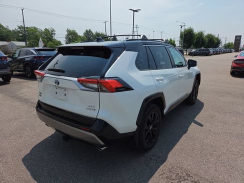 Used 2022 Toyota RAV4 XSE w/ XSE Grade Weather Package AWD/4WD image 6