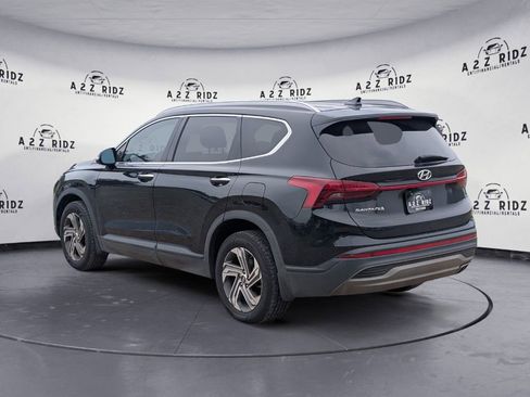 Used 2023 Hyundai Santa Fe SEL w/ Winter Weather Package image 4