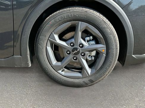 New 2025 Kia K4 LXS image 28