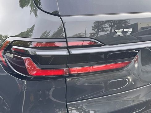 Certified 2026 BMW X7 M60i image 8