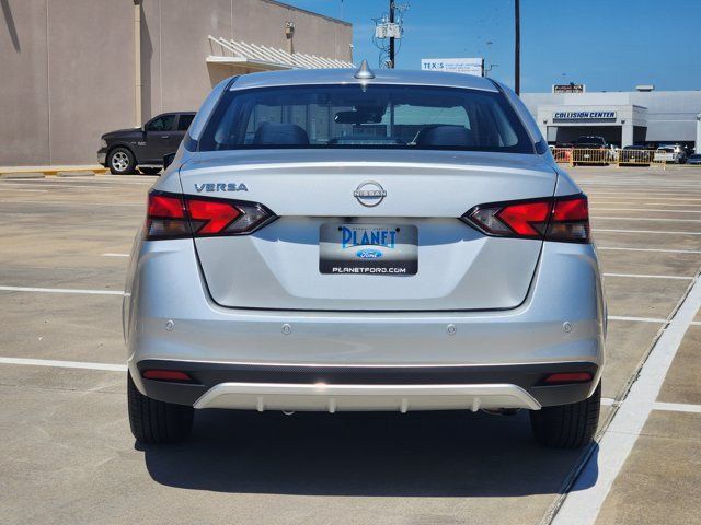Used 2025 Nissan Versa SV FWD image 6