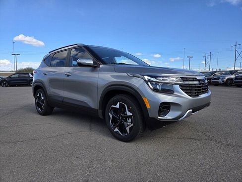 New 2026 Kia Seltos S image 2