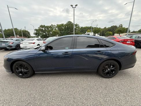Used 2025 Honda Accord SE image 4