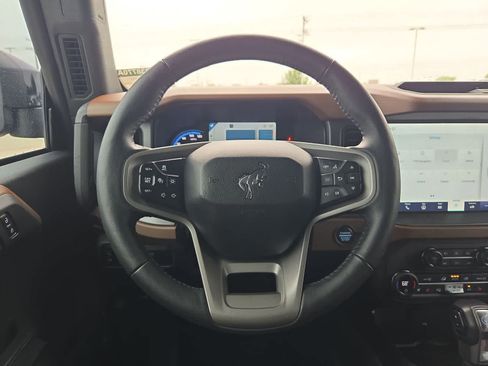 Used 2024 Ford Bronco Outer Banks AWD/4WD image 21