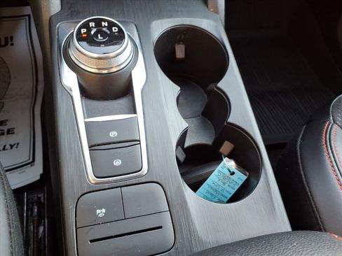 Certified 2025 Ford Escape ST-Line Elite image 22