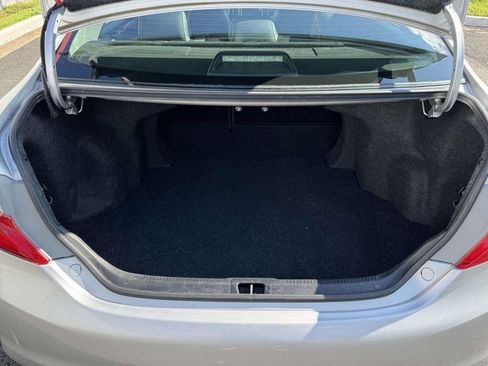 Used 2014 Toyota Camry SE w/ Moonroof Package FWD image 15