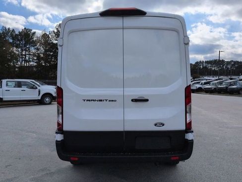 New 2026 Ford Transit 250 148 Medium Roof w/ Load Area Protection Package RWD image 5