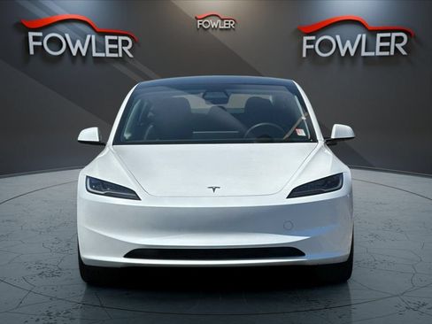 Used 2024 Tesla Model 3 Standard Range RWD image 8