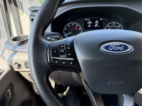Used 2025 Ford Transit 250 Low Roof w/ Exterior Upgrade Package RWD image 15