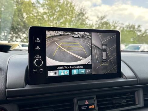 Certified 2025 Honda Pilot TrailSport image 27