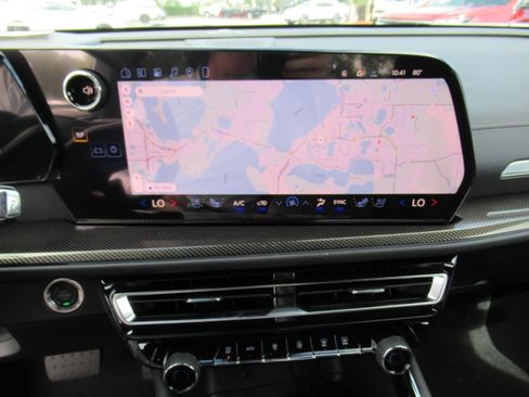 New 2026 Chevrolet Traverse High Country FWD image 26