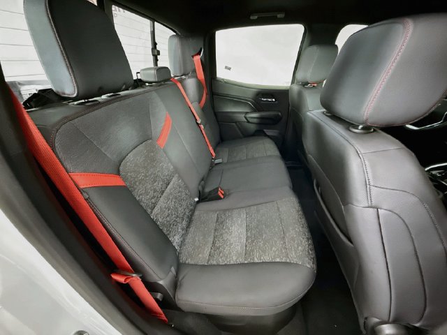 Used 2023 Chevrolet Colorado Z71 w/ Advanced Trailering Package AWD/4WD image 25