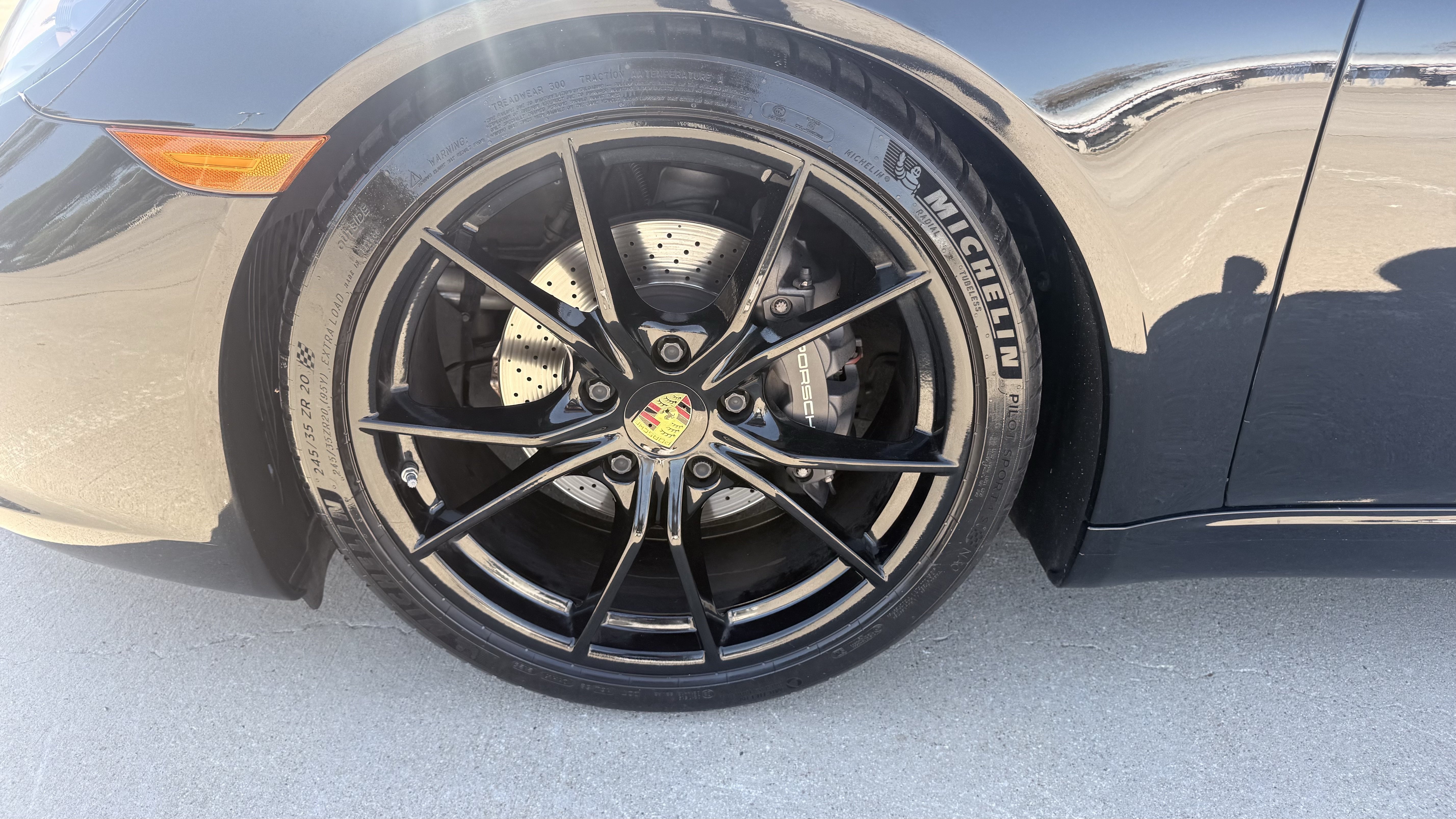 Used 2018 Porsche 911 Carrera image 16