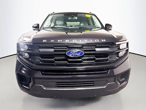 New 2026 Ford Expedition Active AWD/4WD image 2