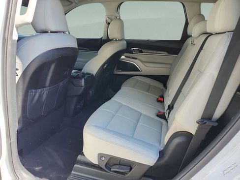 Used 2020 Kia Telluride EX image 17