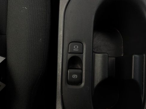 Used 2025 Toyota Corolla LE FWD image 21