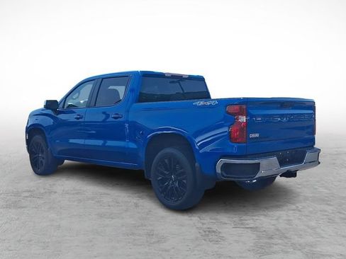 Used 2023 Chevrolet Silverado 1500 LT w/ LPO, Dark Essentials Package AWD/4WD image 4