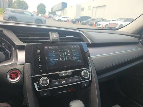 Used 2018 Honda Civic EX-L image 16