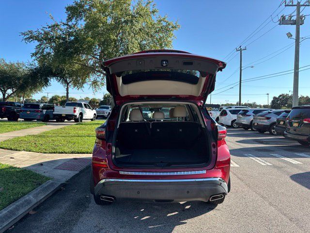 Used 2020 Nissan Murano Platinum FWD image 16