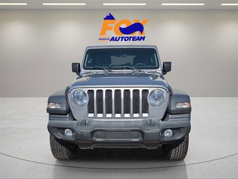 Used 2020 Jeep Wrangler Sport image 8