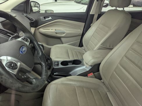 Used 2015 Ford Escape SE w/ Equipment Group 201A image 14