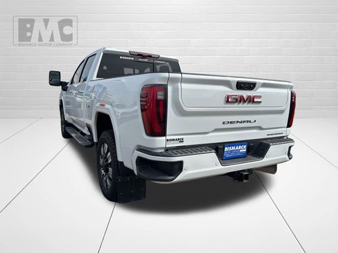 Used 2024 GMC Sierra 2500 Denali w/ Technology Package AWD/4WD image 4