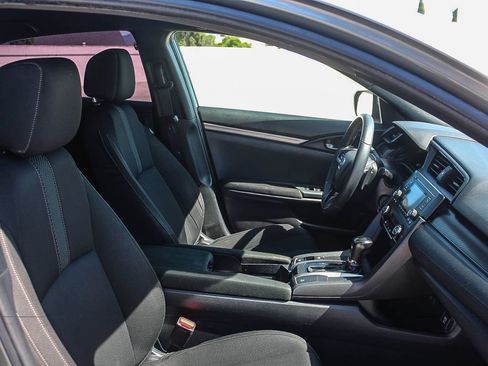 Used 2019 Honda Civic Sport image 17