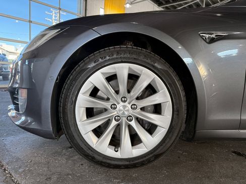Used 2018 Tesla Model S 75D image 10