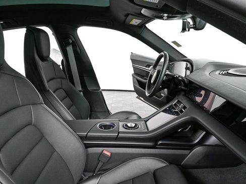 Certified 2025 Porsche Taycan image 23