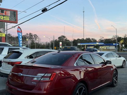 Used 2016 Ford Taurus SEL w/ Equipment Group 201A image 4