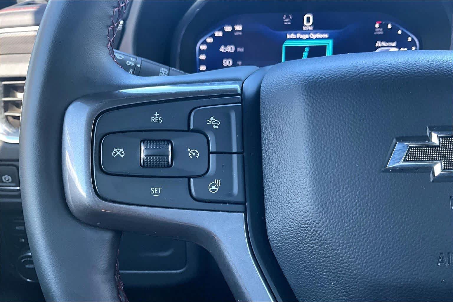 Used 2023 Chevrolet Suburban RST w/ Luxury Package AWD/4WD image 24
