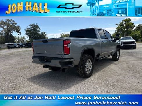 Used 2025 Chevrolet Silverado 2500 High Country w/ High Country Premium Package AWD/4WD image 13
