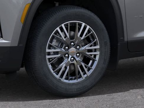 New 2026 Chevrolet Traverse LT w/ LPO, Floor Liner Package FWD image 9