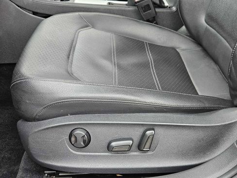 Used 2013 Volkswagen Passat 2.5 SE image 21
